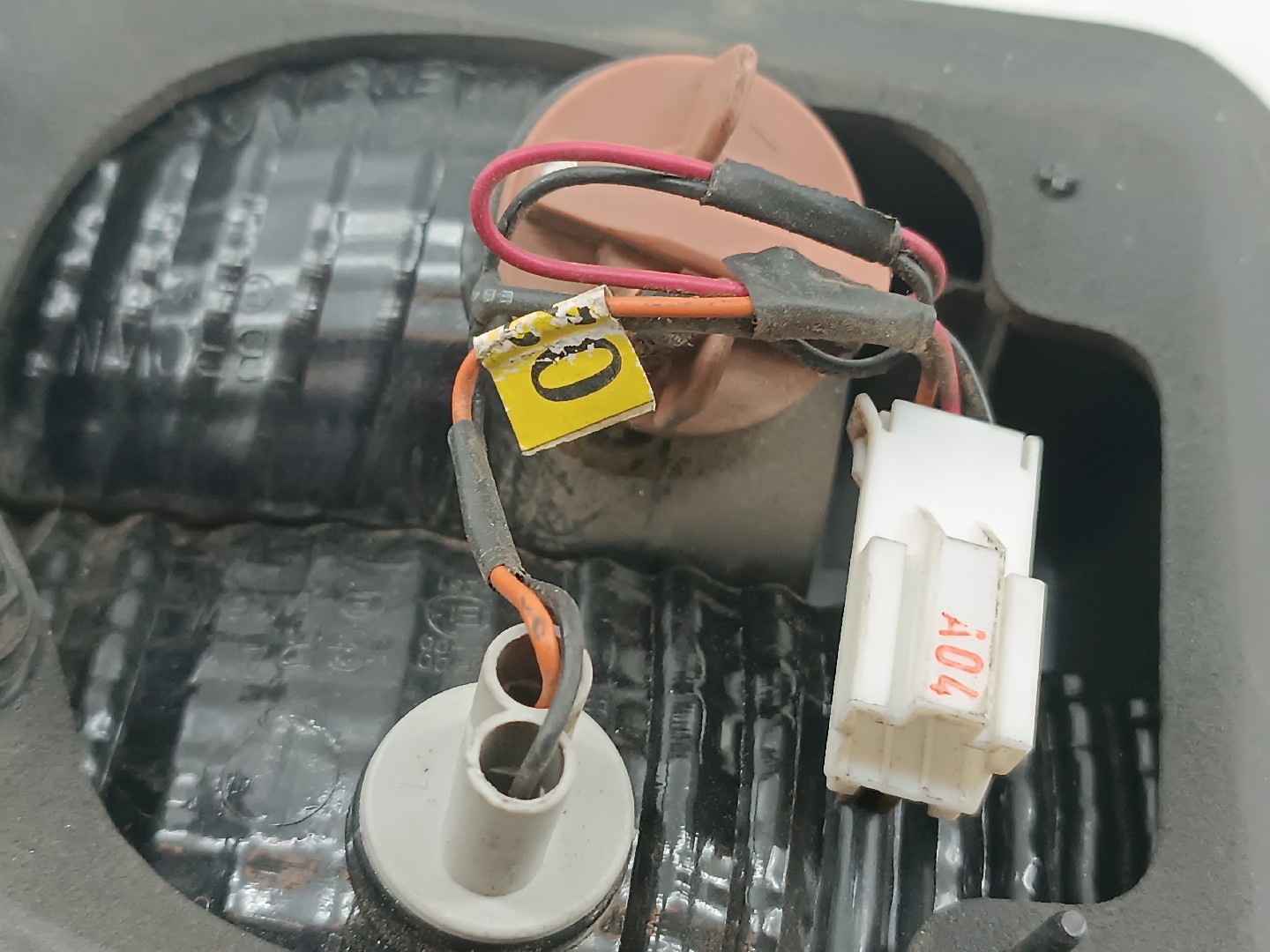 Farolim da Mala Direito HYUNDAI H-1 / STAREX Veículo multiuso (A1) | 97 -  Imagem-1