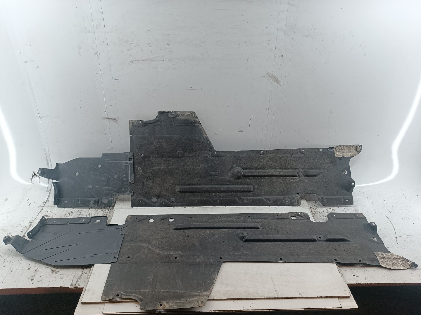 Proteção inferior de carroçaria BMW 3 (F30, F80) | 11 - 18