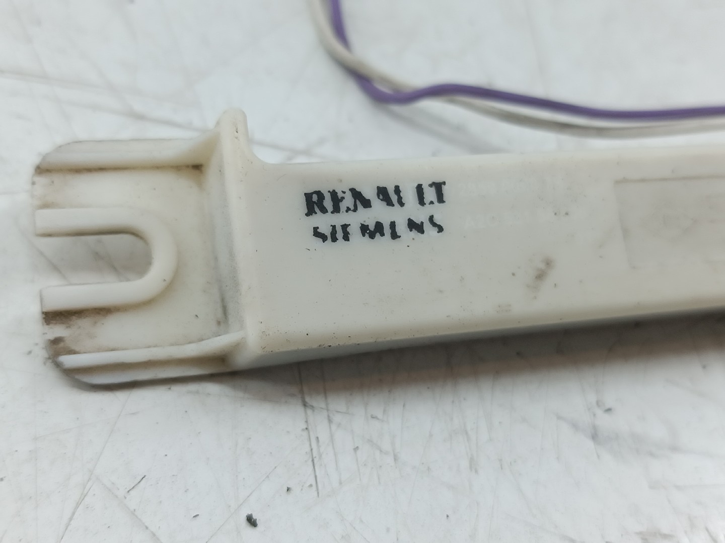 Amplificador de antena RENAULT LAGUNA III (BT0/1) | 07 - 15 Imagem-2