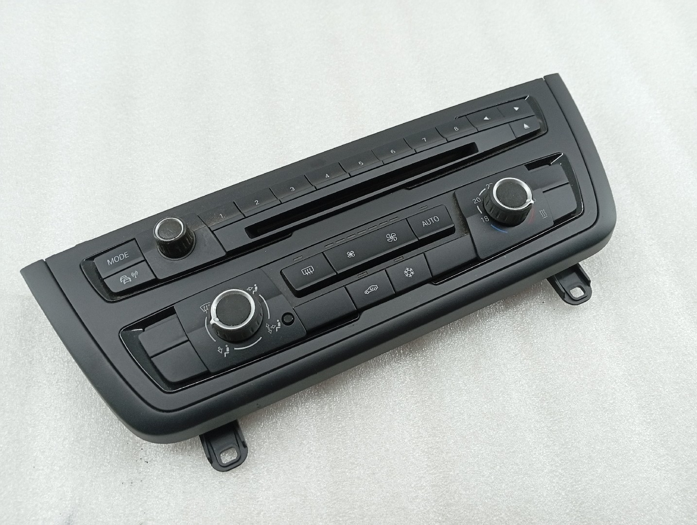 Comando Climatizaçao / Sofagem BMW 3 (F30, F80) | 11 - 18