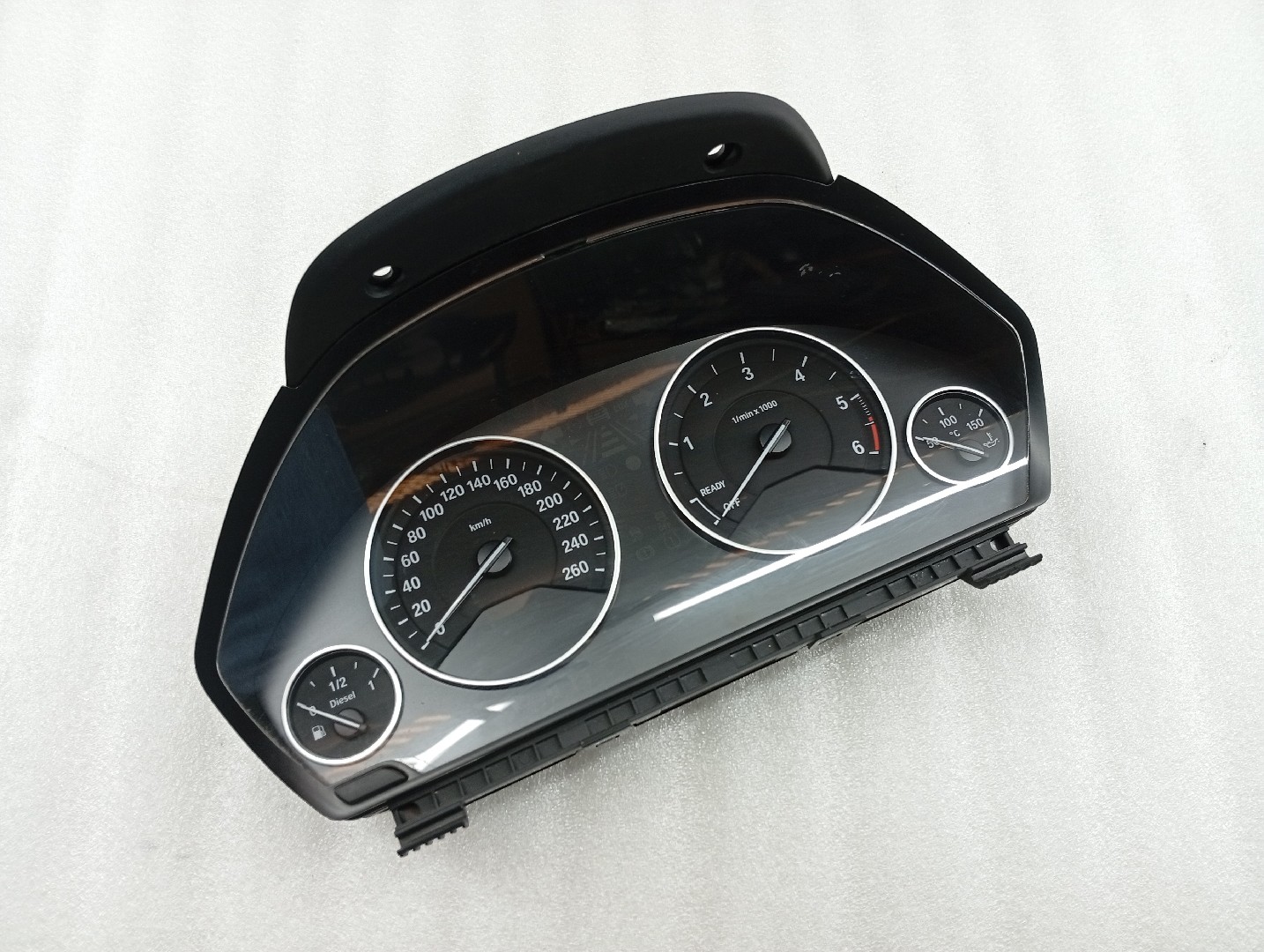 Quadrante BMW 3 (F30, F80) | 11 - 18 Imagem-4