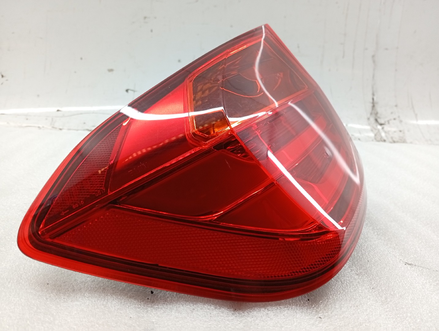 Farolim Stop Esquerdo BMW 3 (F30, F80) | 11 - 18 Imagem-1