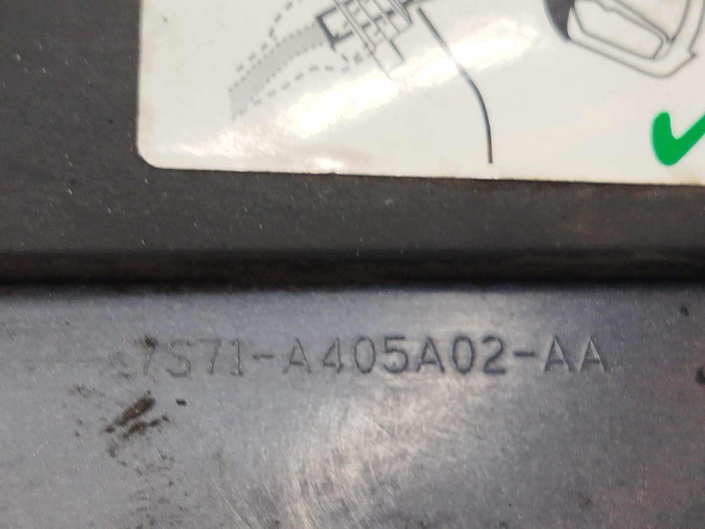 Tampa do Depósito de Combustível FORD MONDEO IV Turnier (BA7) | 07 - 15 Imagem-5