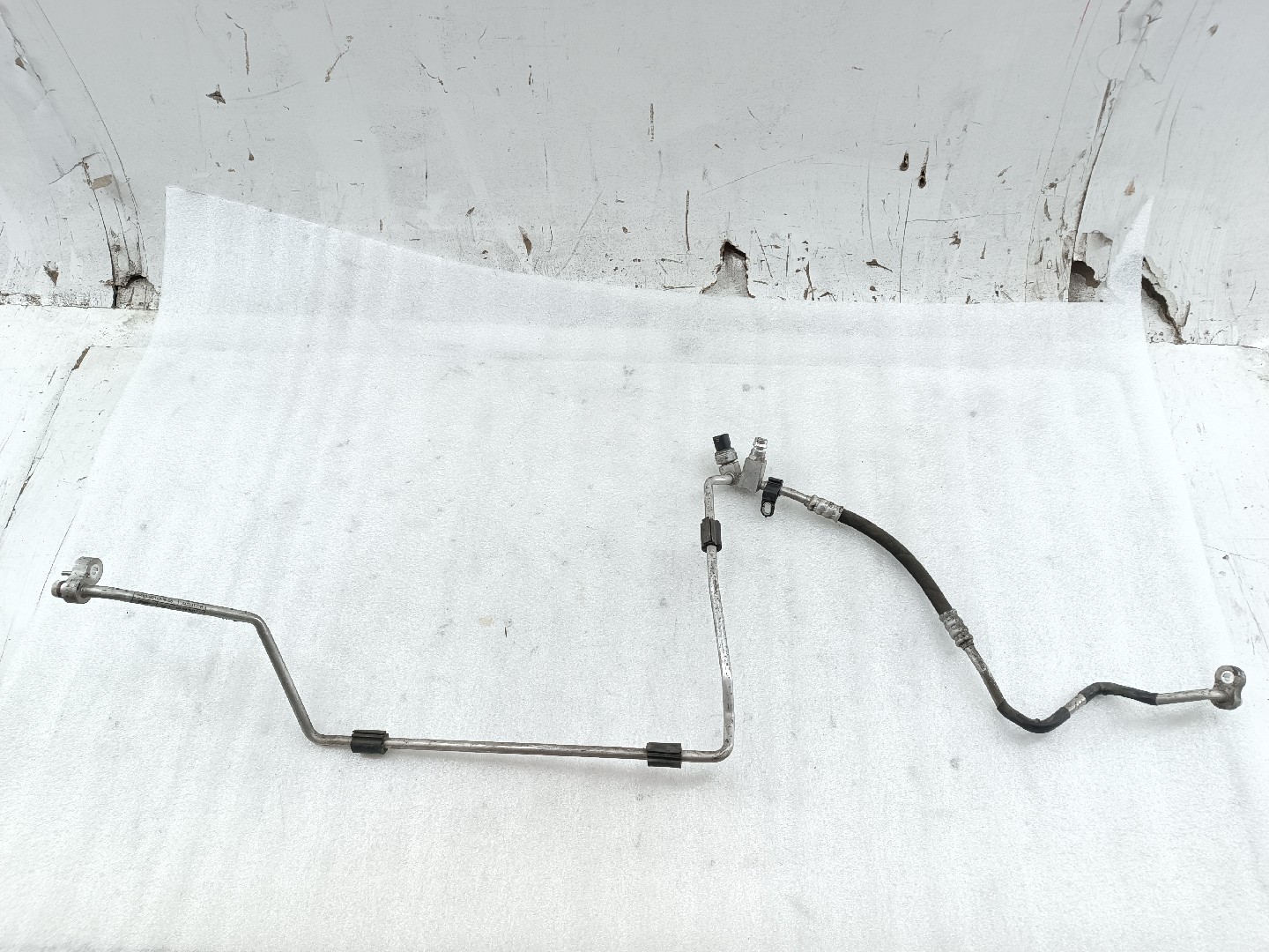 Tubo de Ar Condicionado BMW 3 (F30, F80) | 11 - 18