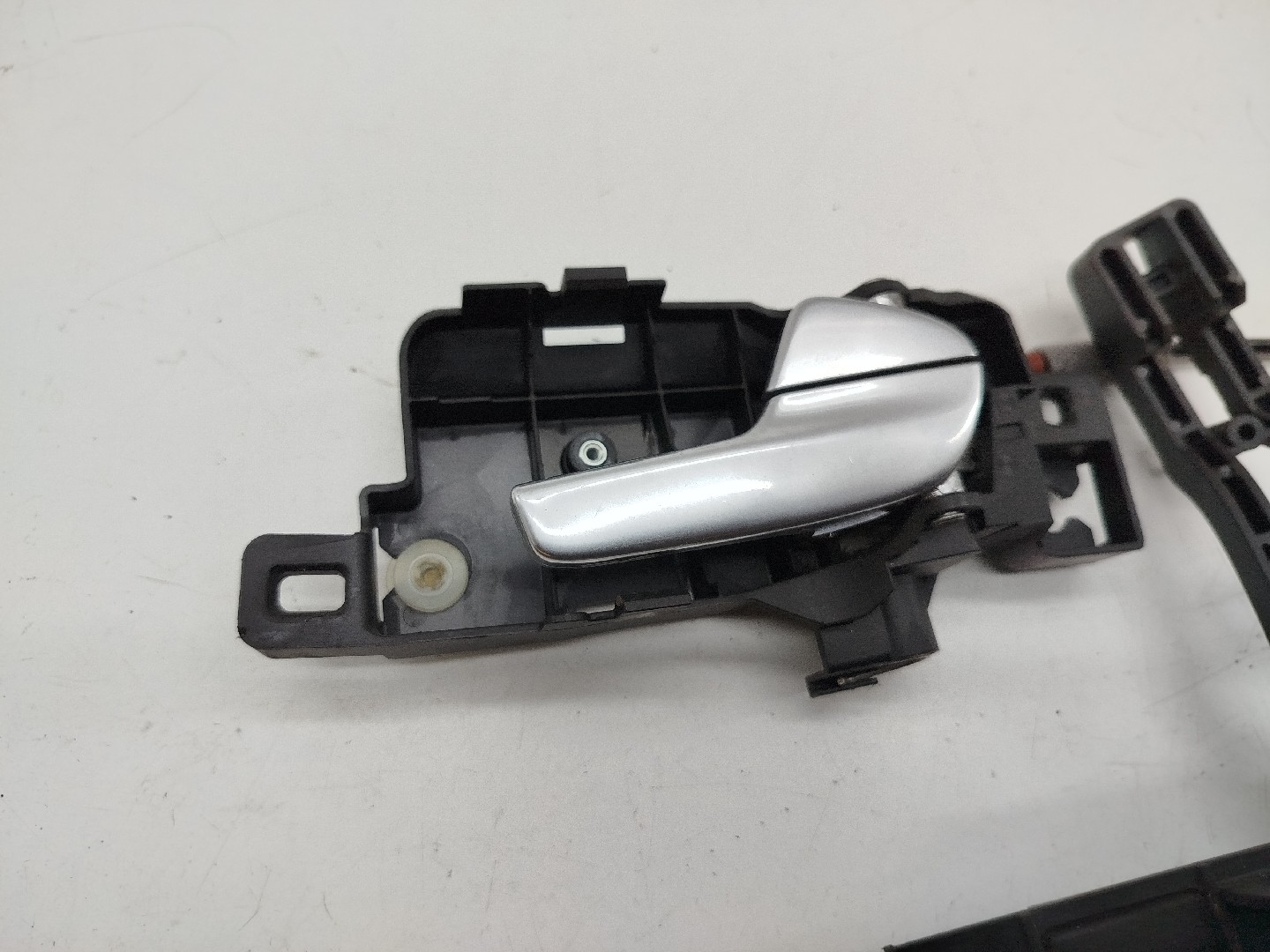 Fecho da Porta Trás Direito FORD MONDEO IV Turnier (BA7) | 07 - 15 Imagem-1