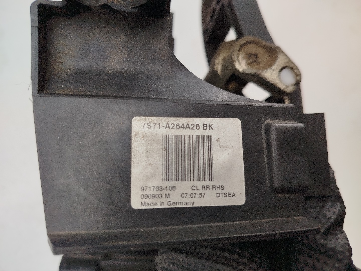 Fecho da Porta Trás Direito FORD MONDEO IV Turnier (BA7) | 07 - 15 Imagem-4