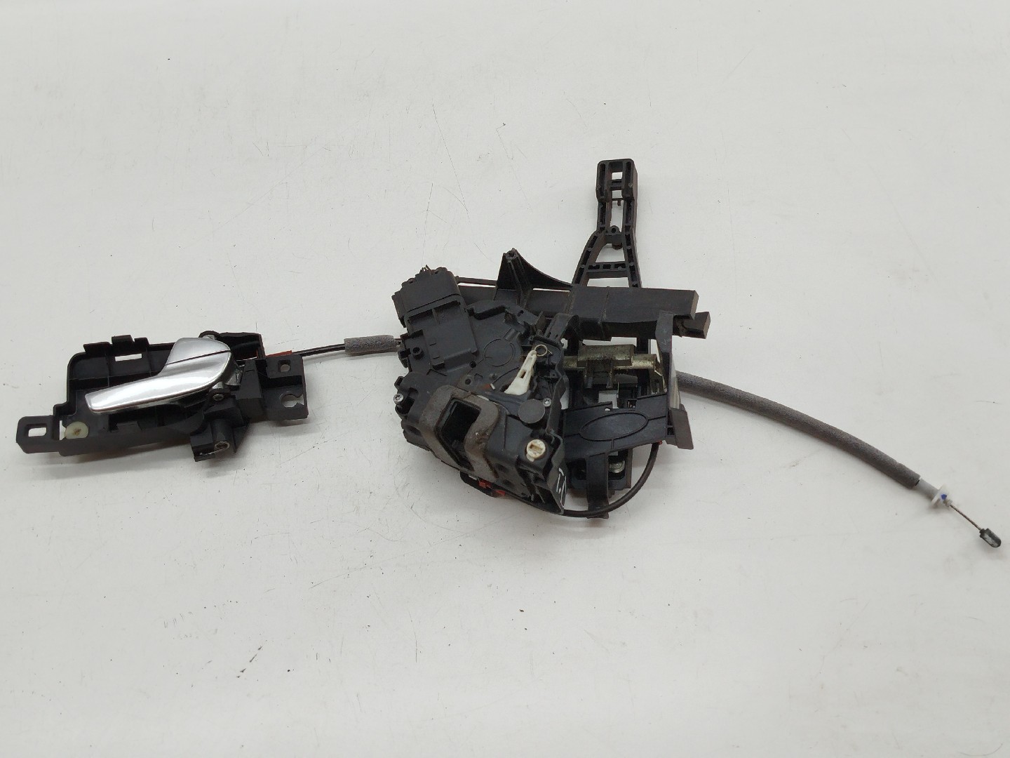 Fecho da Porta Trás Direito FORD MONDEO IV Turnier (BA7) | 07 - 15 Imagem-8