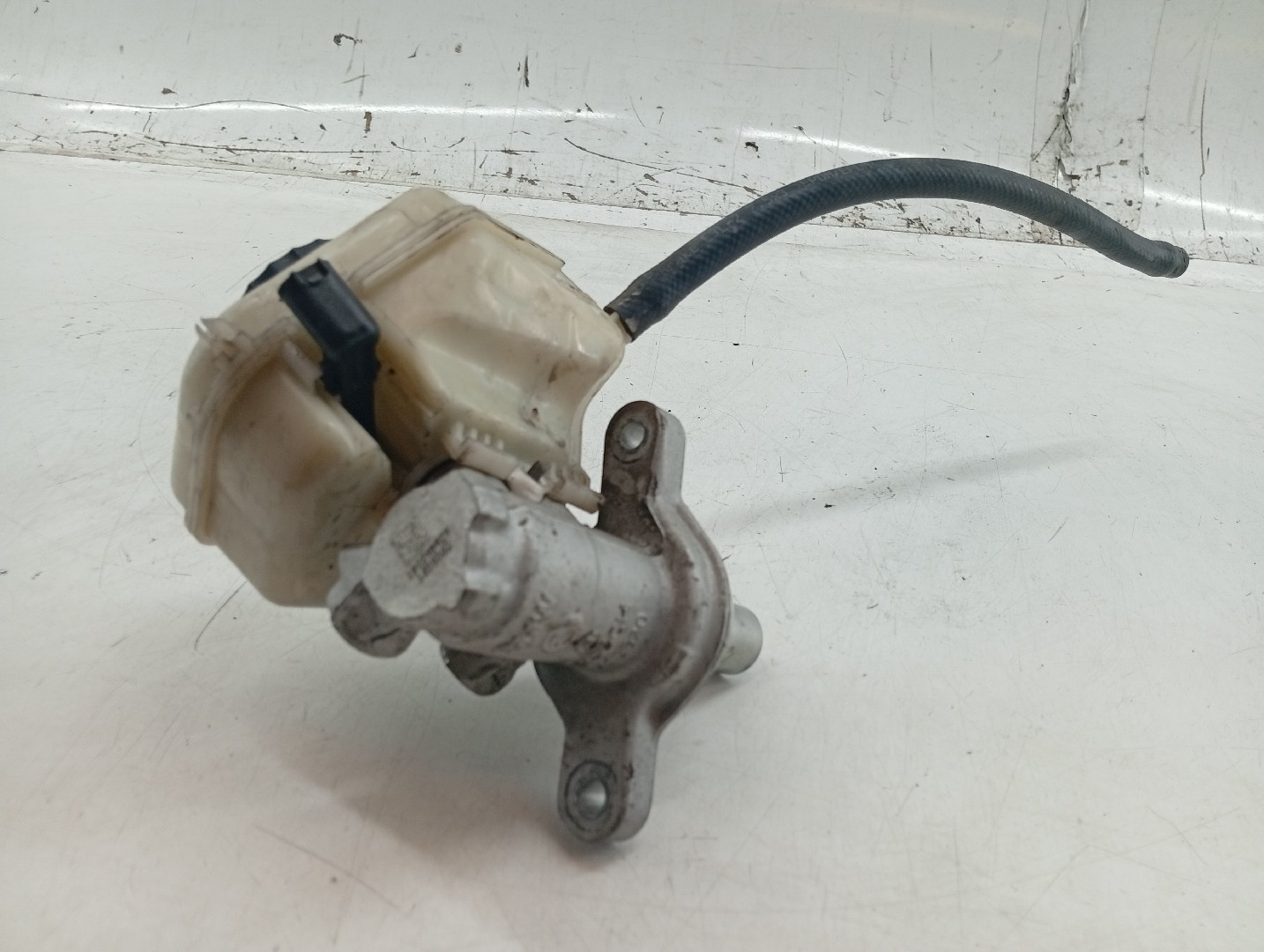 Bomba dos Travões BMW 3 (F30, F80) | 11 - 18 Imagem-2