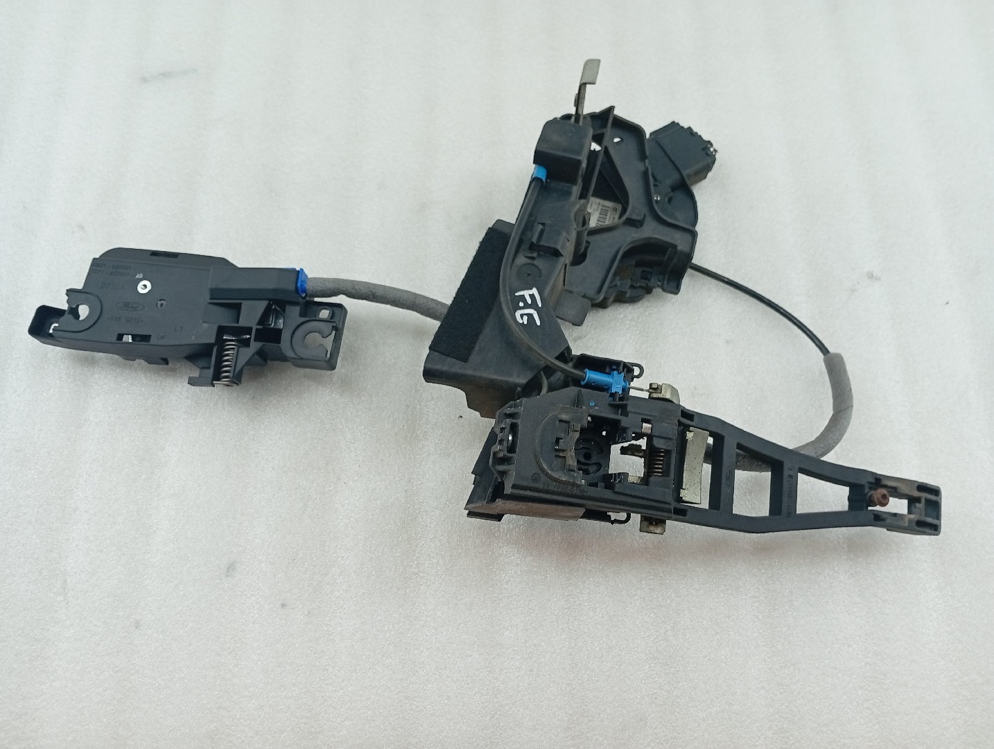 Fecho da Porta Frente Esquerdo FORD MONDEO IV Turnier (BA7) | 07 - 15