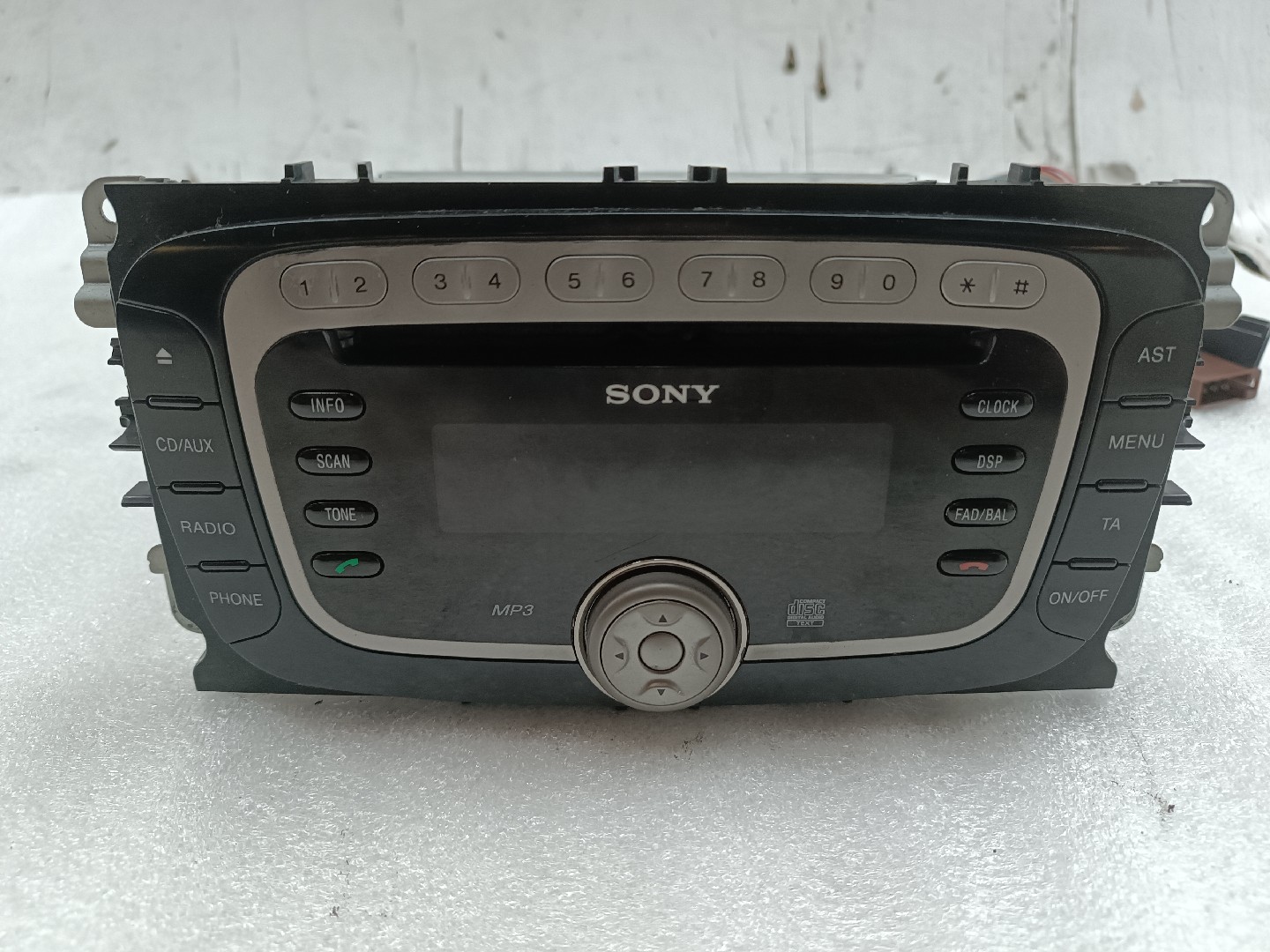 Auto-Rádio FORD MONDEO IV Turnier (BA7) | 07 - 15 Imagem-10