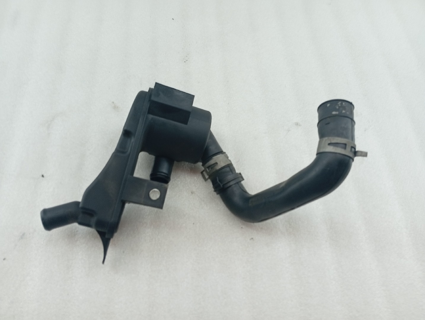 Tubo de óleo FORD MONDEO IV Turnier (BA7) | 07 - 15 Imagem-3