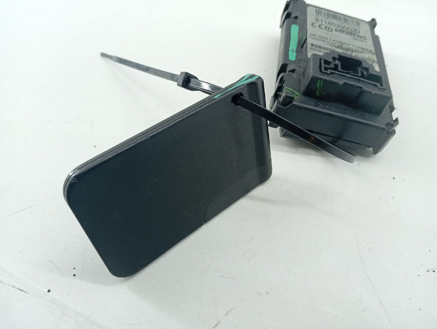 Leitor Cartão / Chave RENAULT MEGANE II (BM0/1_, CM0/1_) | 01 - 12 Imagem-2