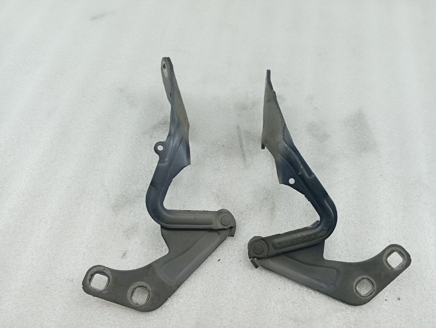 Suporte de capô FORD MONDEO IV Turnier (BA7) | 07 - 15 Imagem-4