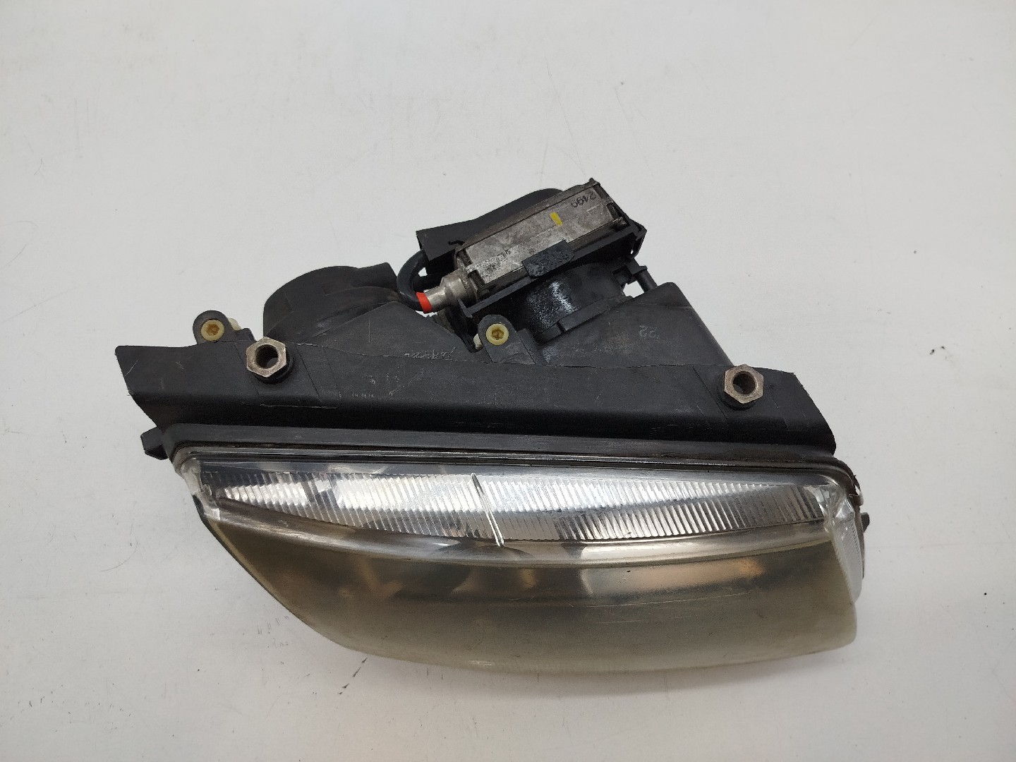 Ótica Direita Xénon VOLKSWAGEN PASSAT (3B2) | 96 - 01 Imagem-1