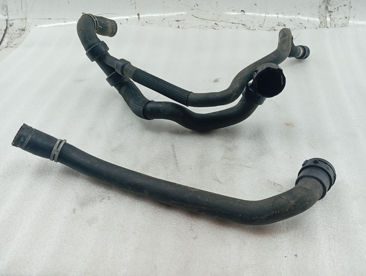 Tubo de Água FORD MONDEO IV Turnier (BA7) | 07 - 15 Imagem-1