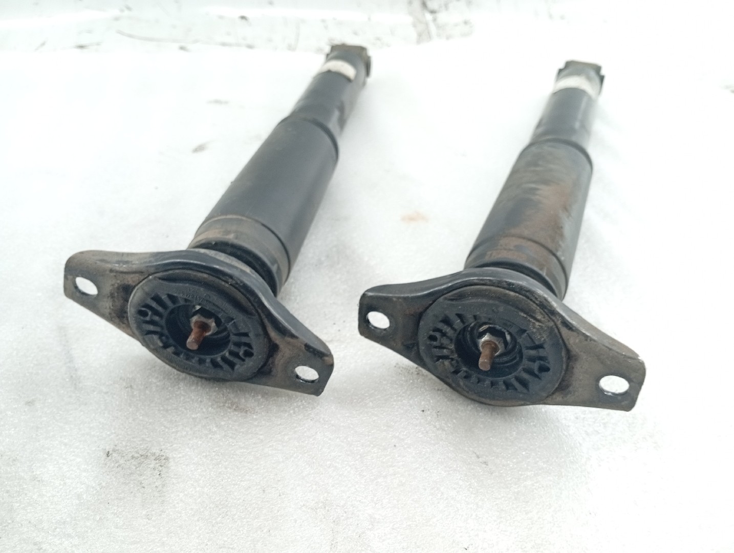 Amortecedores traseiros FORD MONDEO IV Turnier (BA7) | 07 - 15 Imagem-2