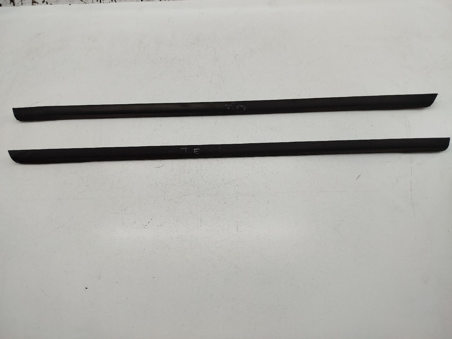 Raspador de vidro FORD MONDEO IV Turnier (BA7) | 07 - 15