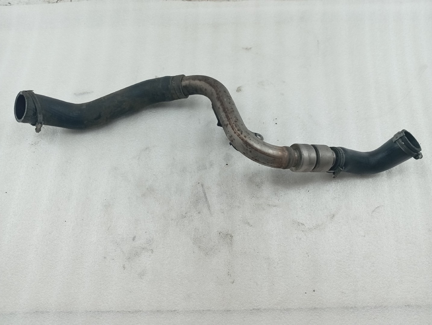 Tubagem do Intercooler FORD MONDEO IV Turnier (BA7) | 07 - 15 Imagem-4