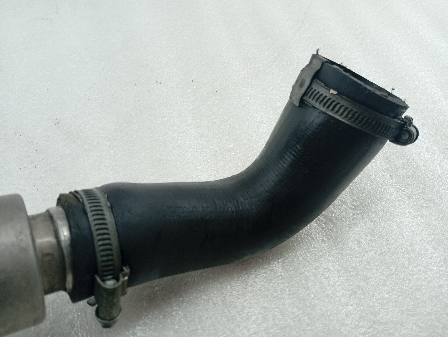 Tubagem do Intercooler FORD MONDEO IV Turnier (BA7) | 07 - 15 Imagem-2