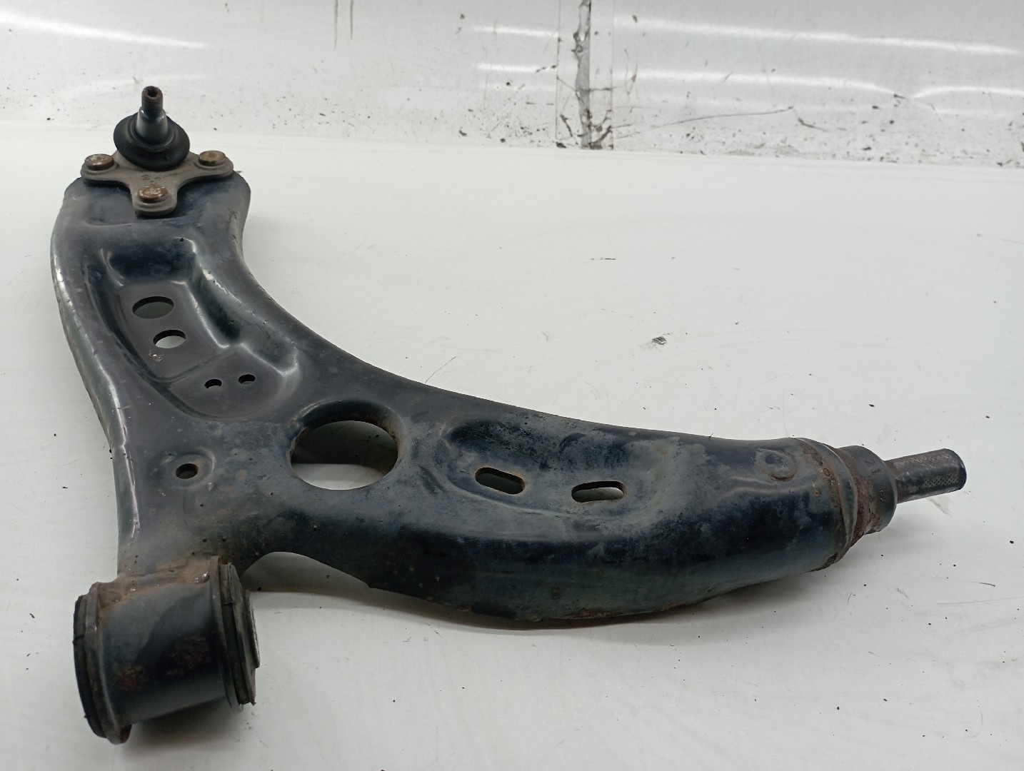 Braço de suspensão frente direito VOLKSWAGEN TIGUAN (5N_) | 07 - 18 Imagem-2