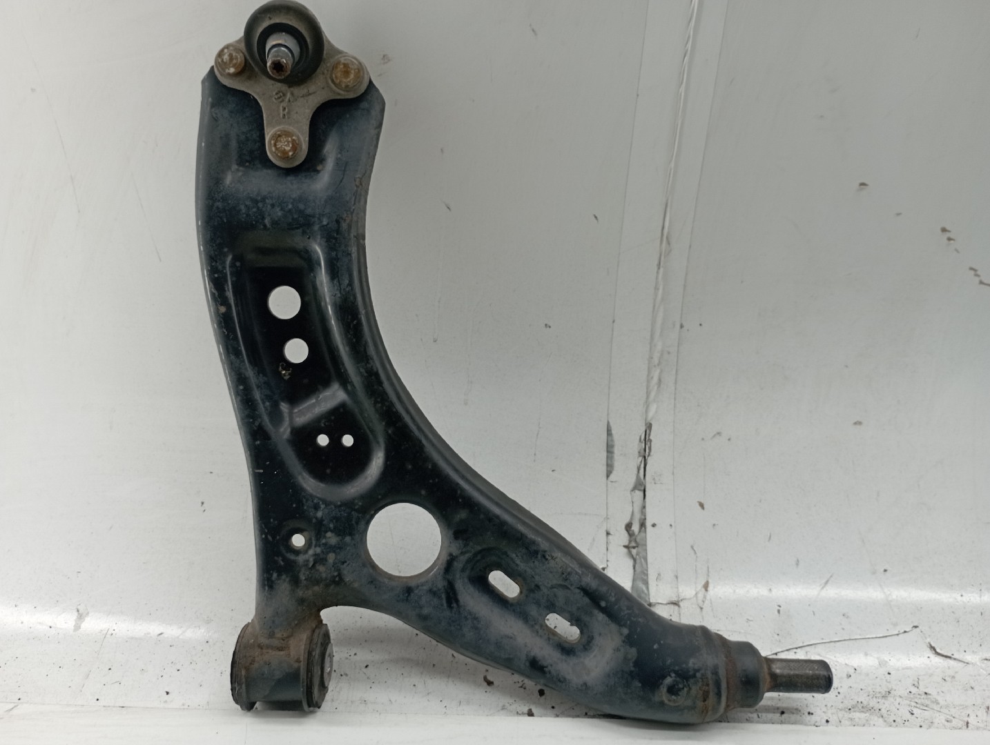 Braço de suspensão frente direito VOLKSWAGEN TIGUAN (5N_) | 07 - 18 Imagem-4