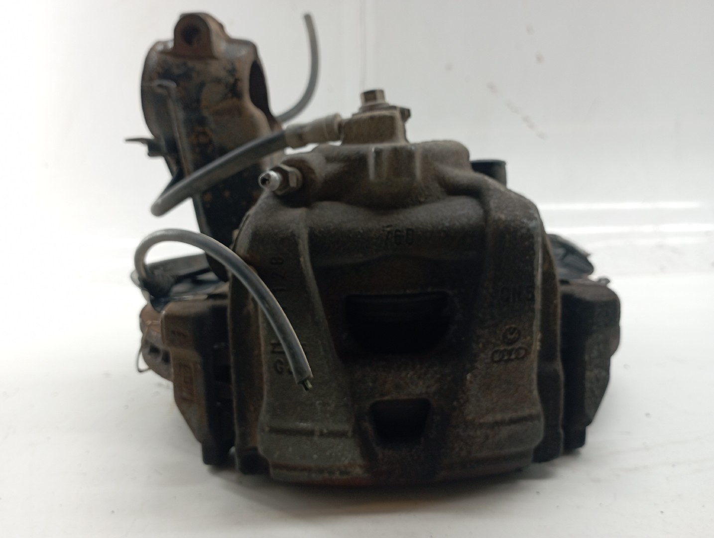 Manga de Eixo Frente direita VOLKSWAGEN TIGUAN (5N_) | 07 - 18 Imagem-3