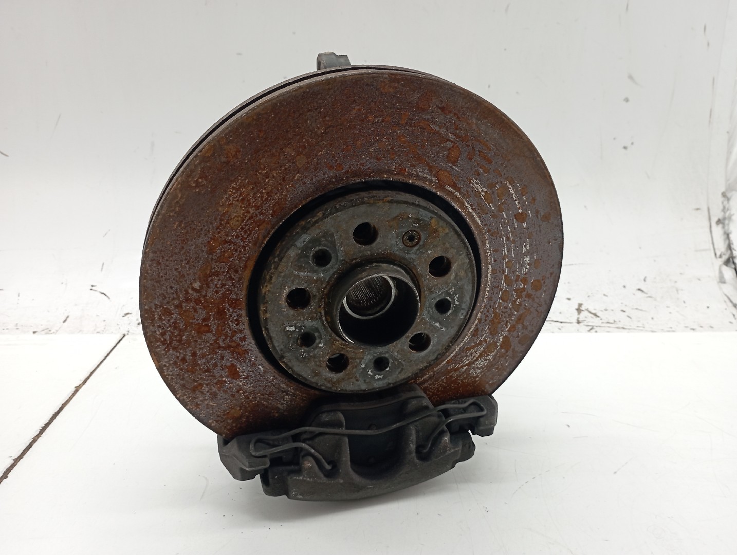 Manga de Eixo Frente direita VOLKSWAGEN POLO (6R1, 6C1) | 09 -  Imagem-3