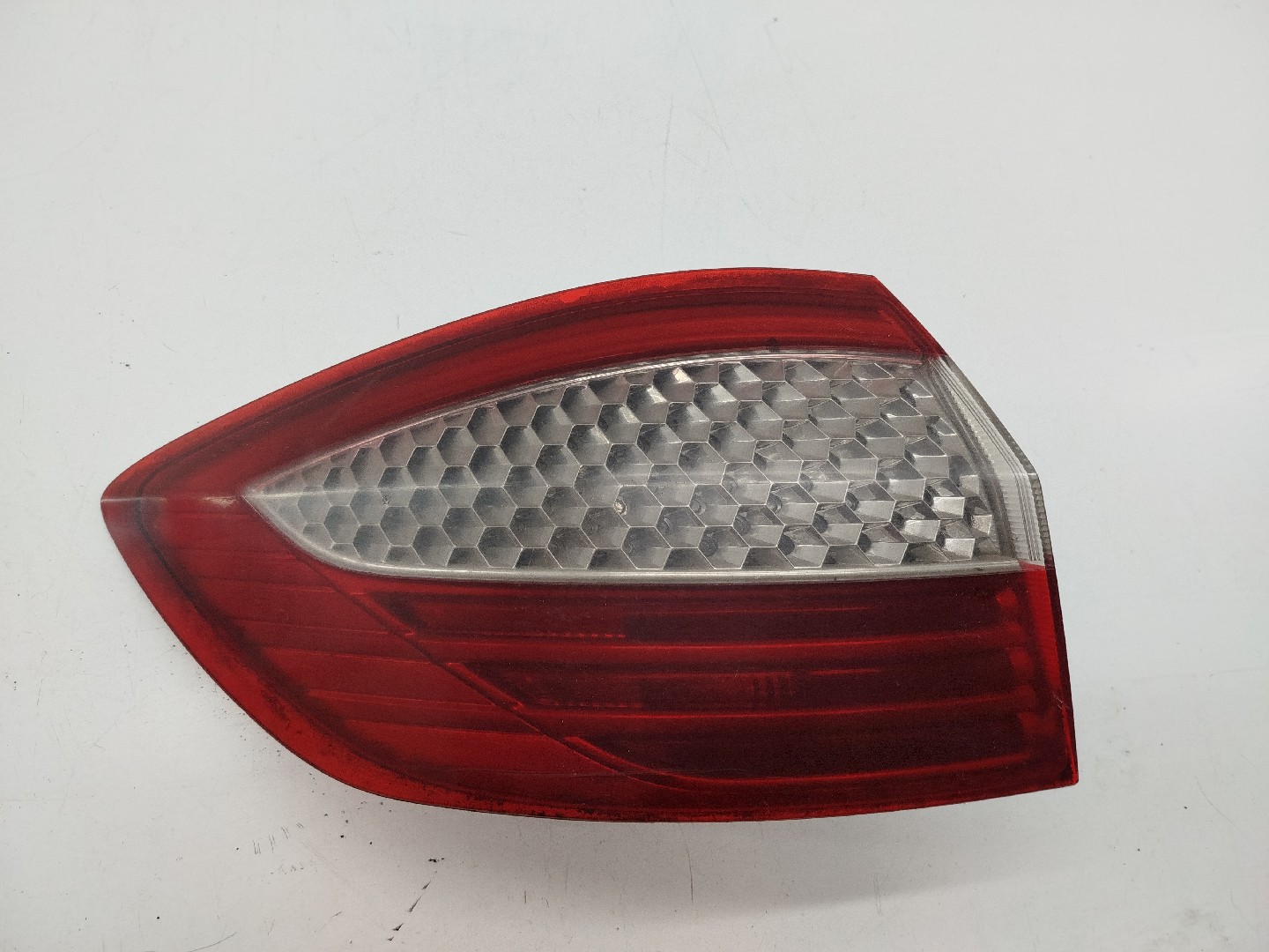 Farolim Stop Esquerdo FORD MONDEO IV Turnier (BA7) | 07 - 15 Imagem-7