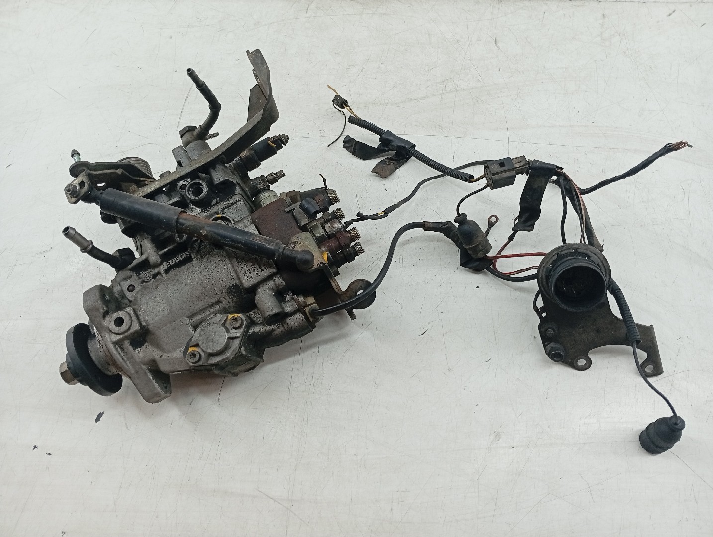 Bomba de injecção VOLKSWAGEN CADDY II Combi (9K9B) | 95 - 04 Imagem-2