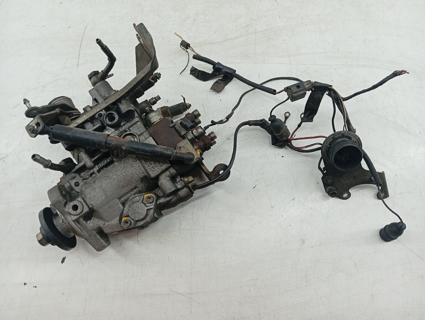 Bomba de injecção VOLKSWAGEN CADDY II Combi (9K9B) | 95 - 04 Imagem-4