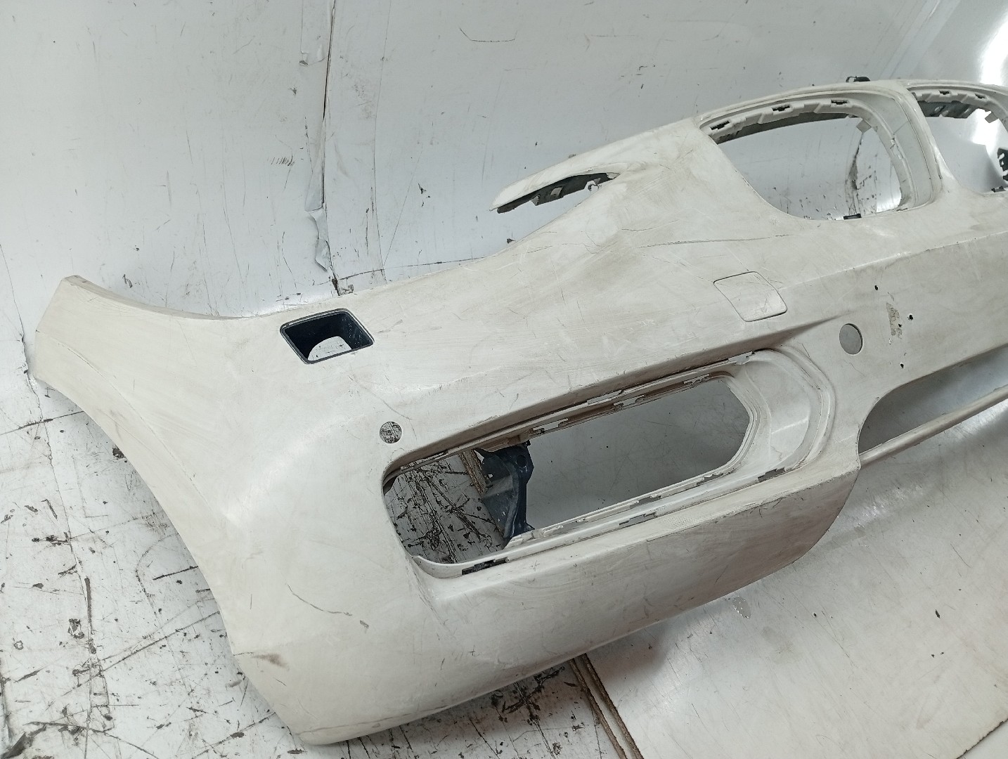 Para Choques Frente BMW 1 (F20) | 11 - 19 Imagem-1