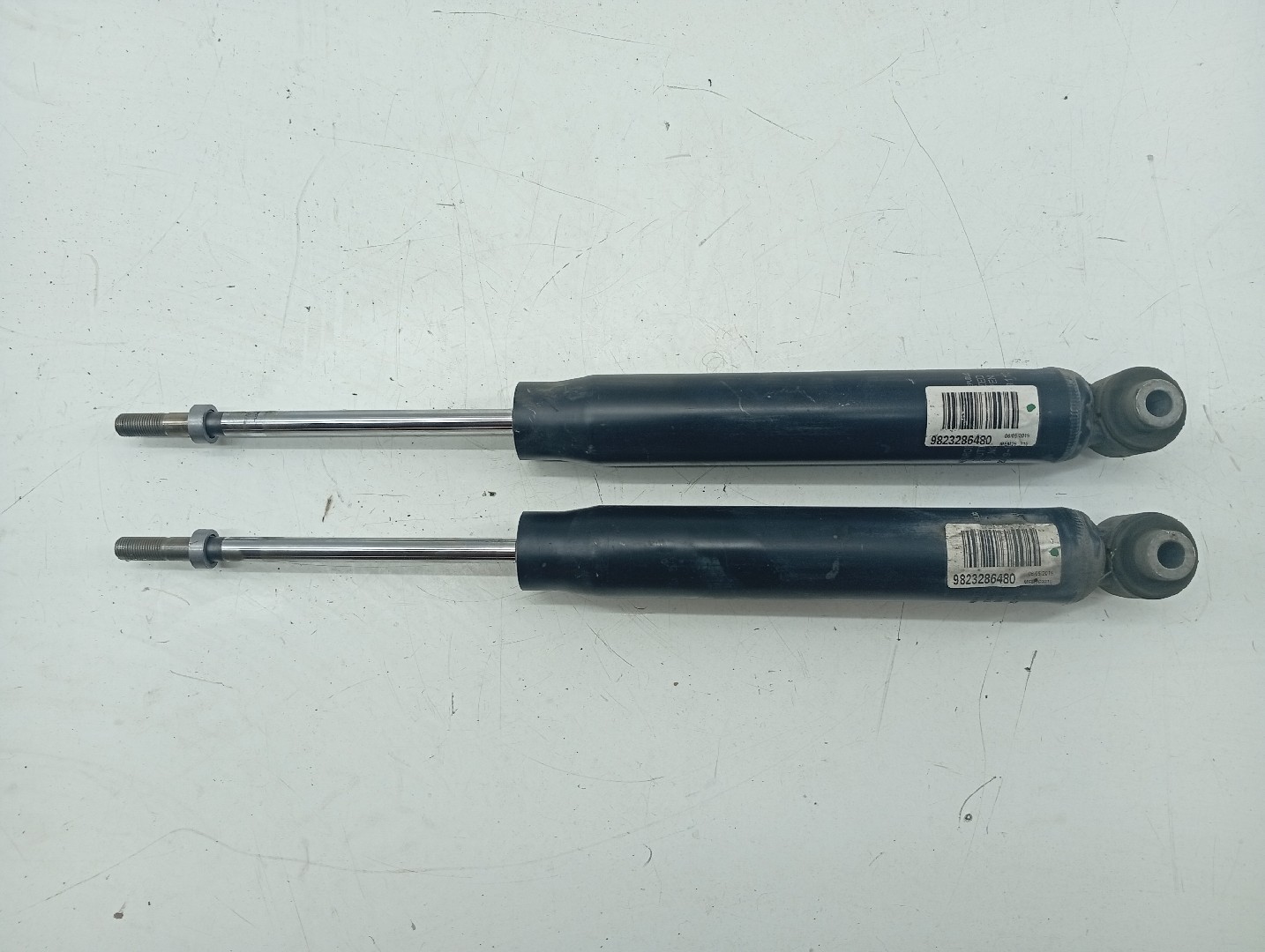 Amortecedores traseiros PEUGEOT 5008 II | 16 -  Imagem-1