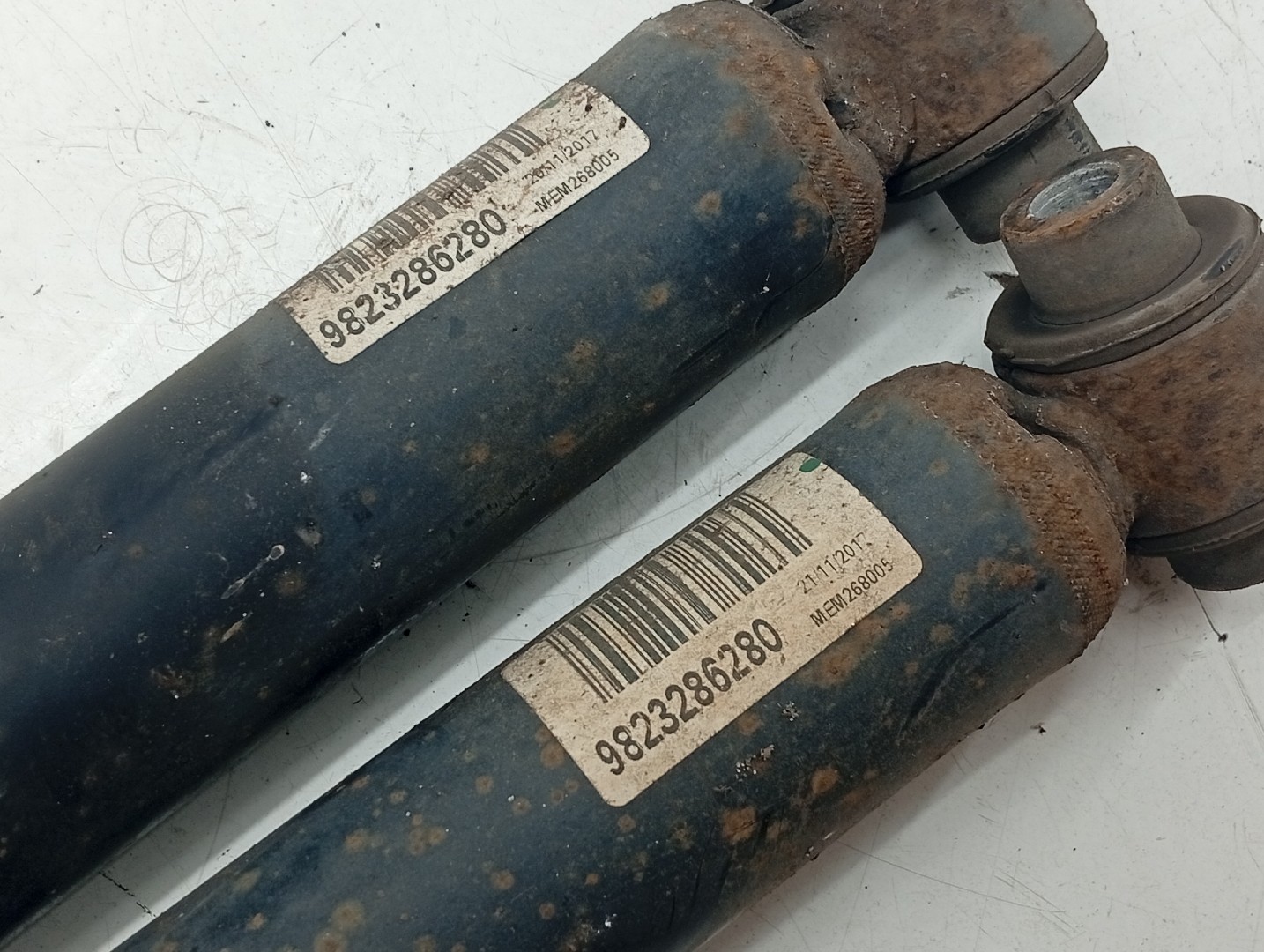 Amortecedores traseiros PEUGEOT 2008 II (U_) | 19 -  Imagem-1