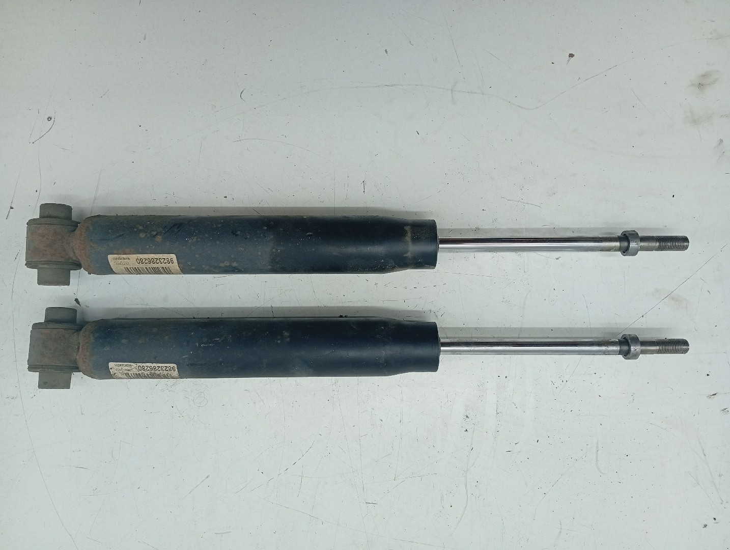 Amortecedores traseiros PEUGEOT 2008 II (U_) | 19 - 