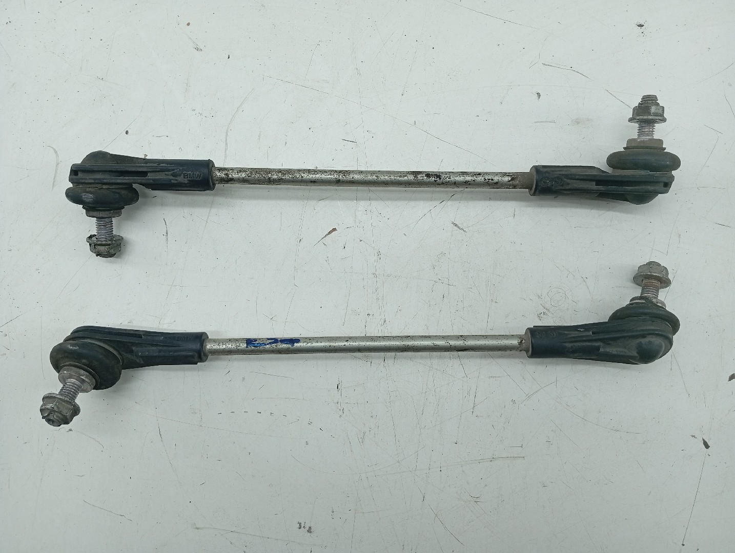 Tirantes de barra estabilizadora BMW 1 (F40) | 19 -  Imagem-1