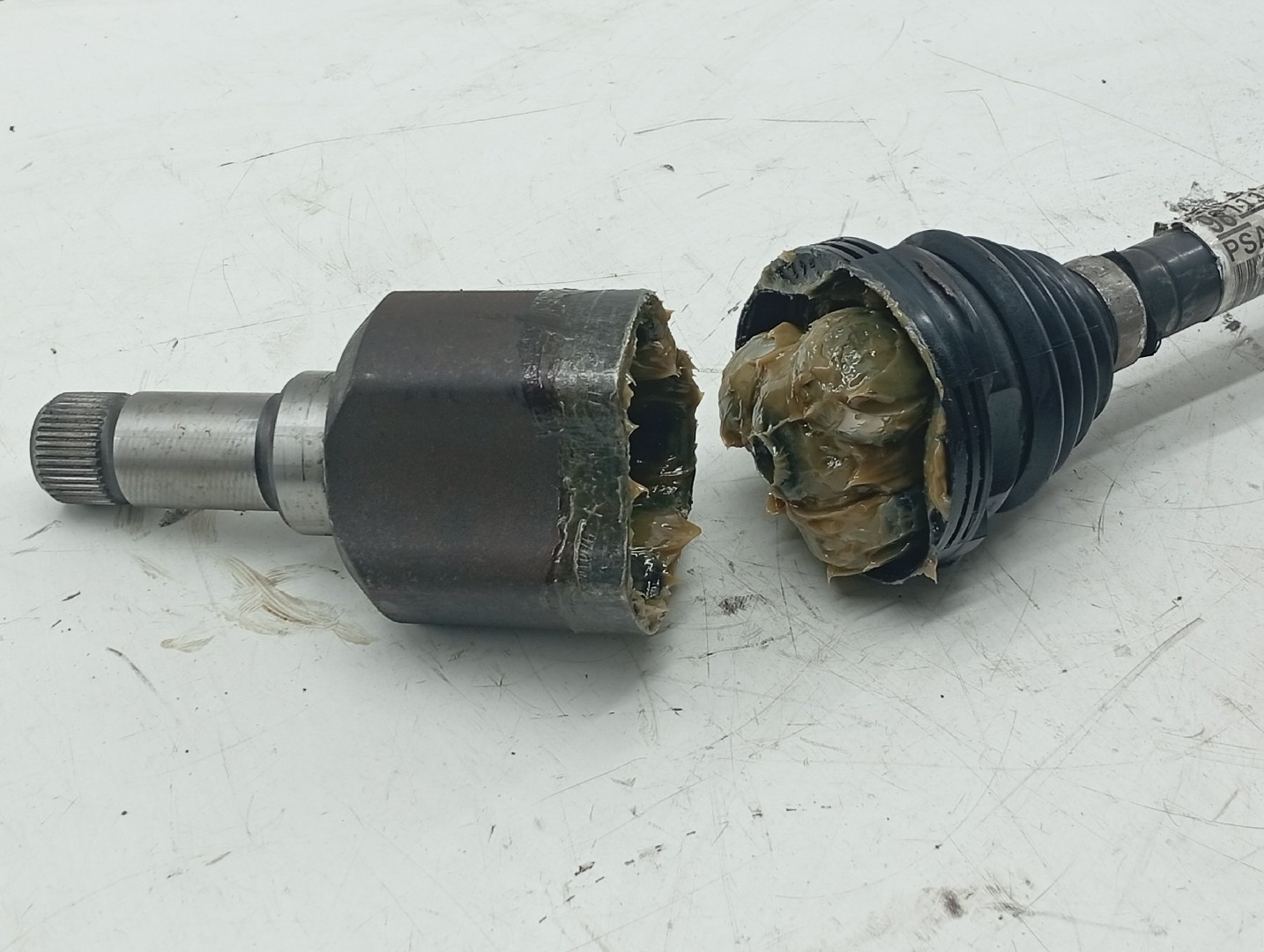 Transmissão Frente Esquerdo PEUGEOT 5008 II | 16 -  Imagem-1