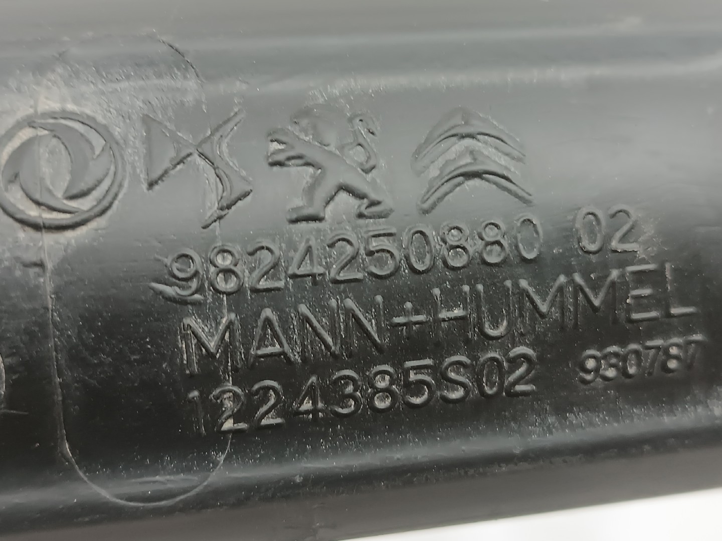 Tubo de Ar PEUGEOT 5008 II | 16 -  Imagem-2