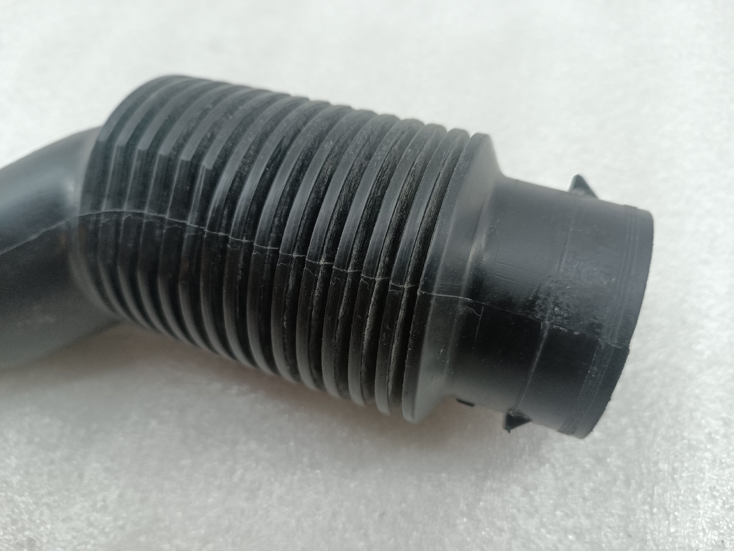 Tubo de Ar PEUGEOT 5008 II | 16 -  Imagem-1