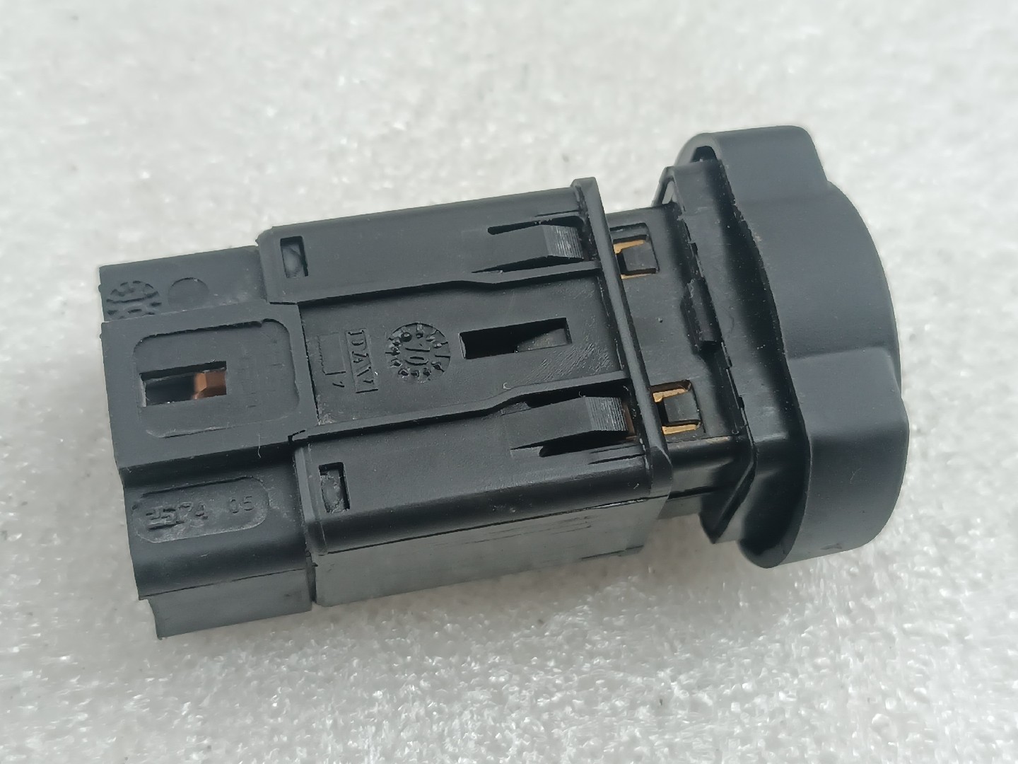 Interruptor 4 piscas DACIA SANDERO | 08 - 