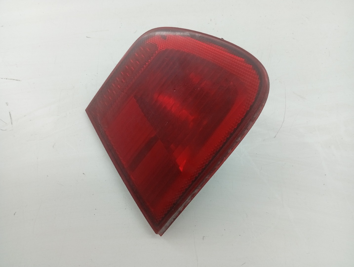 Farolim da Mala Direito SEAT IBIZA II (6K1) | 93 - 02 Imagem-4