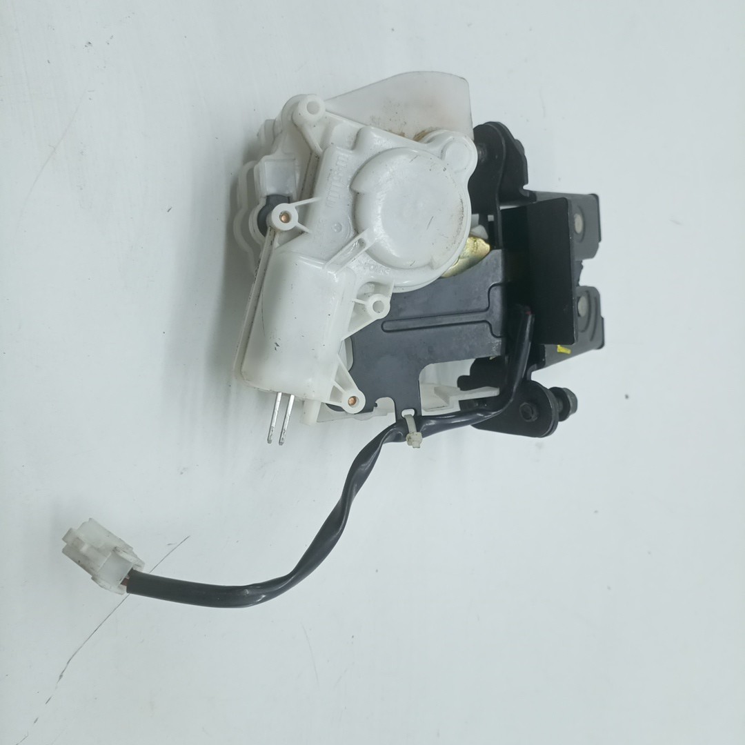 Fecho da Mala MAZDA 6 Hatchback (GG) | 02 - 08 Imagem-1