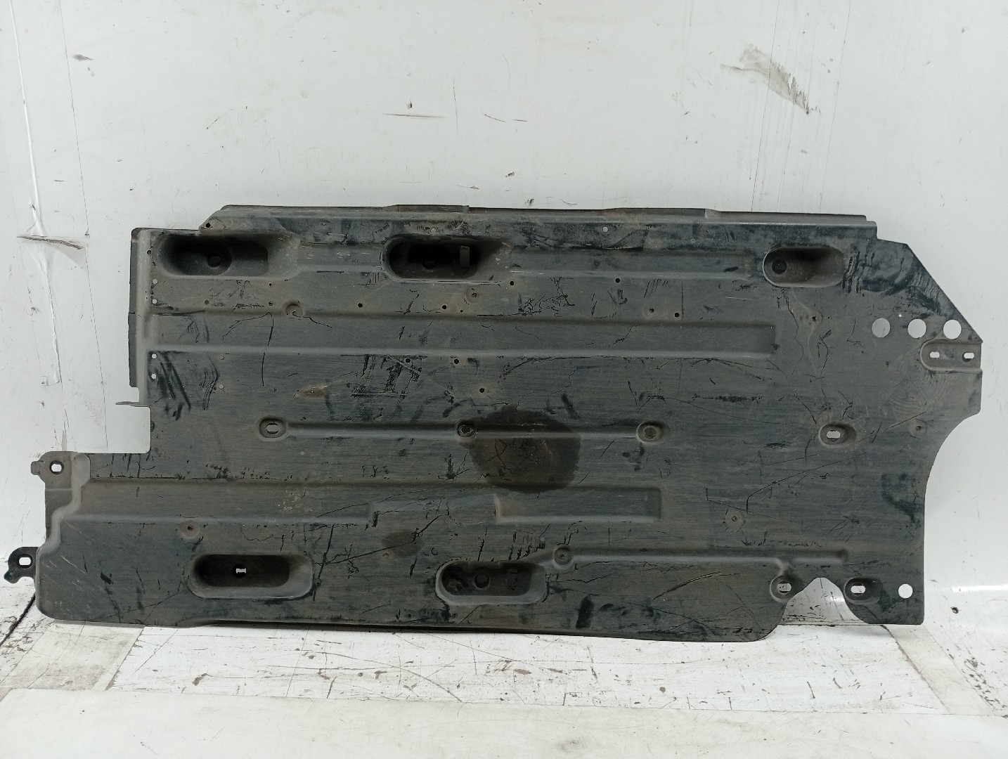 Proteção inferior de carroçaria PEUGEOT 3008 SUV (M_) | 16 -  Imagem-4