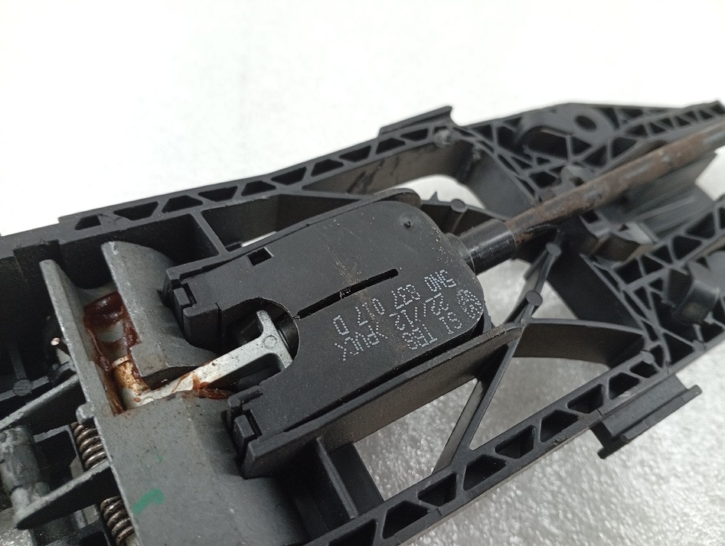 Fecho de porta VOLKSWAGEN TIGUAN (5N_) | 07 - 18 Imagem-2