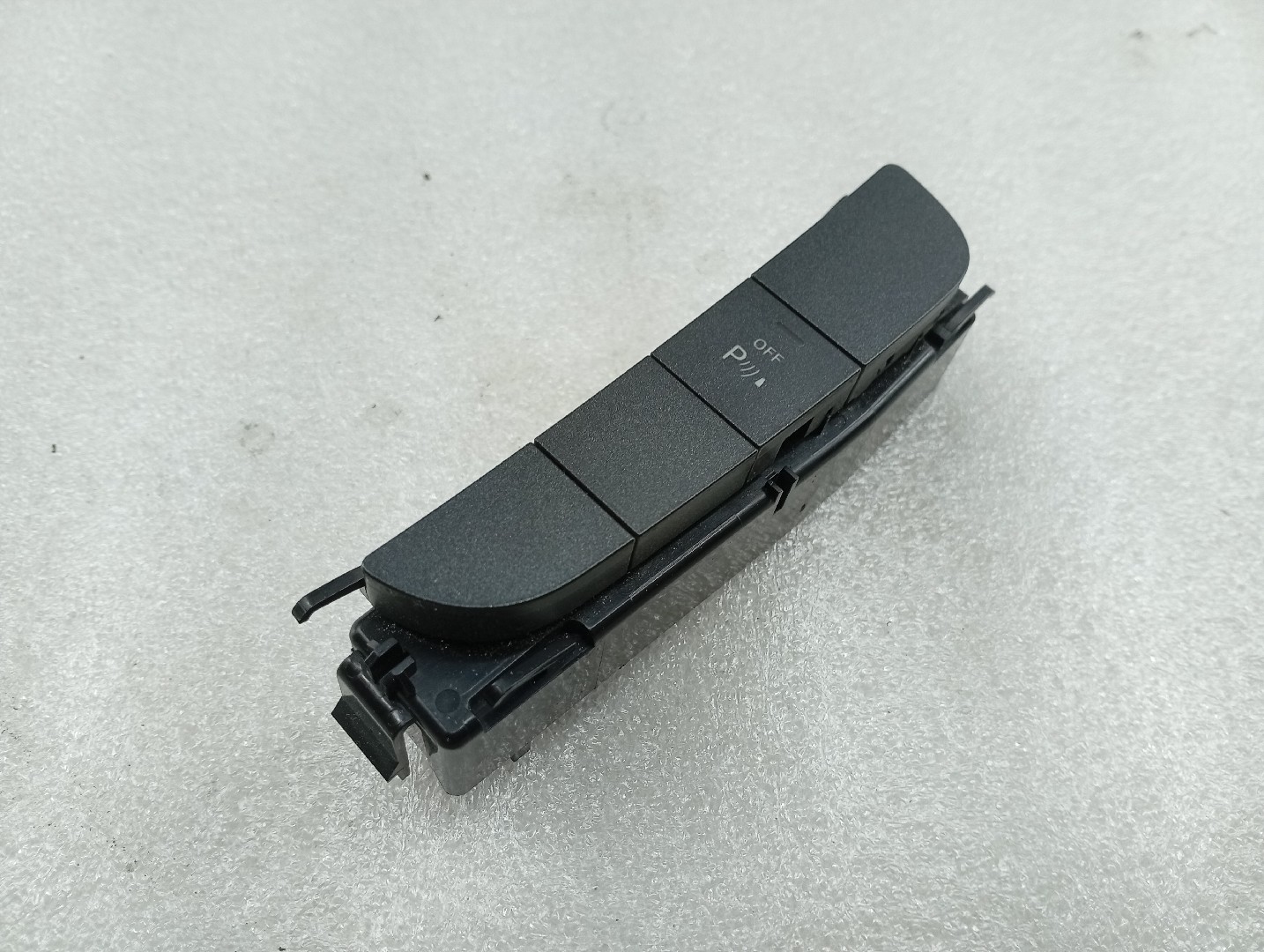 Comutador MERCEDES-BENZ C-CLASS (W205) | 13 - 