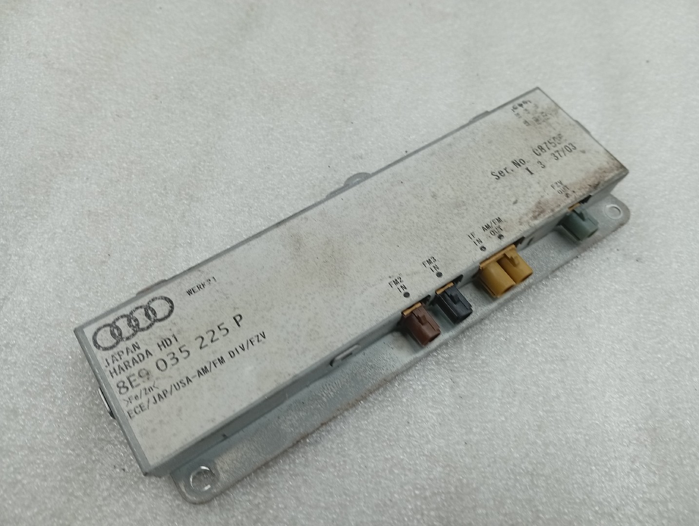 Amplificador de antena AUDI A4 Avant (8E5, B6) | 00 - 05 Imagem-3