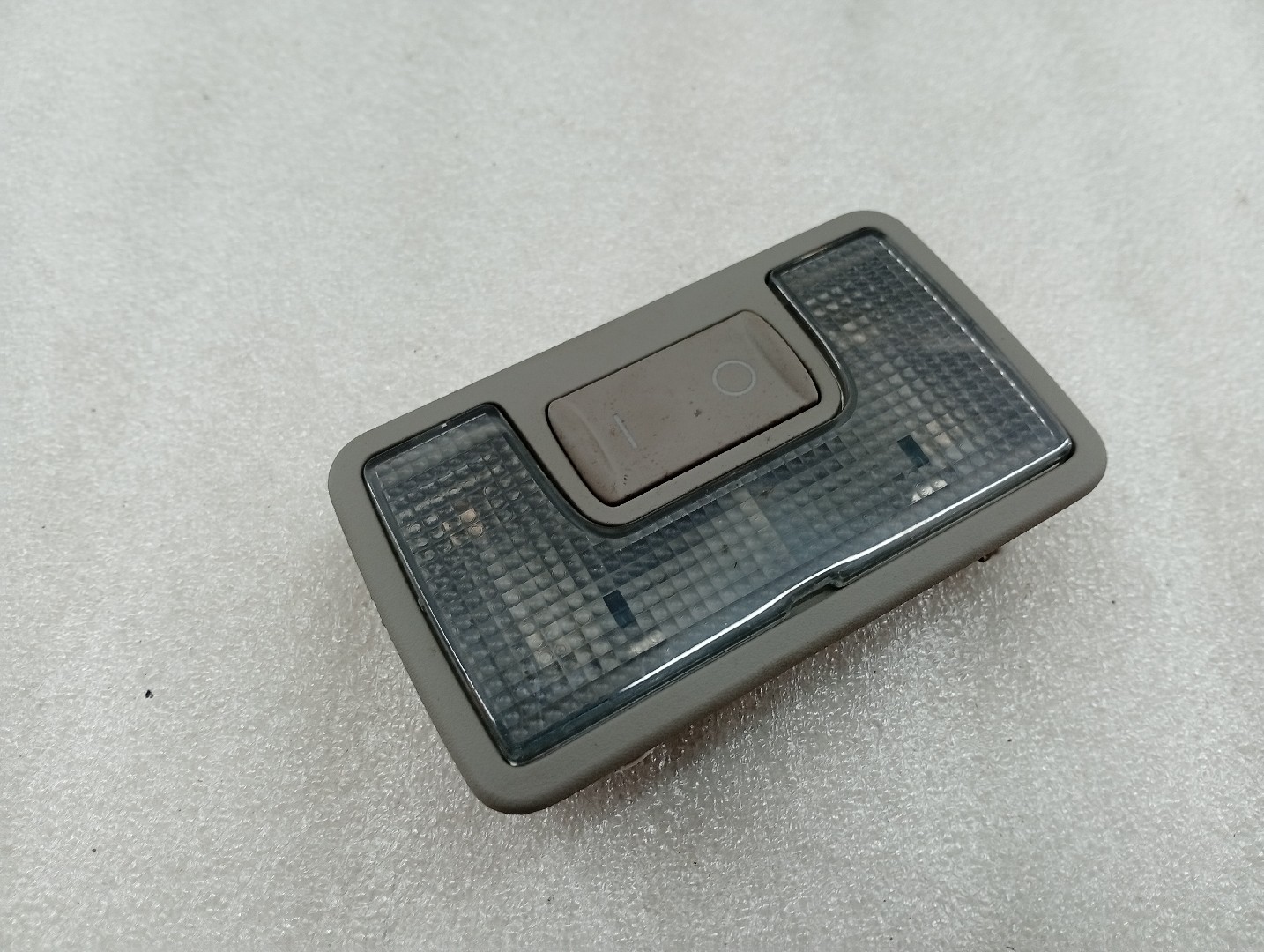 Luz interior AUDI A4 Avant (8E5, B6) | 00 - 05 Imagem-1