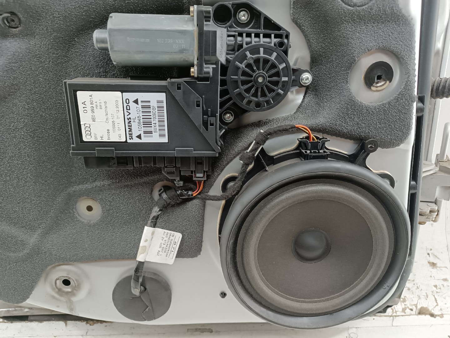 Porta Traseira Esquerda AUDI A4 Avant (8E5, B6) | 00 - 05 Imagem-8