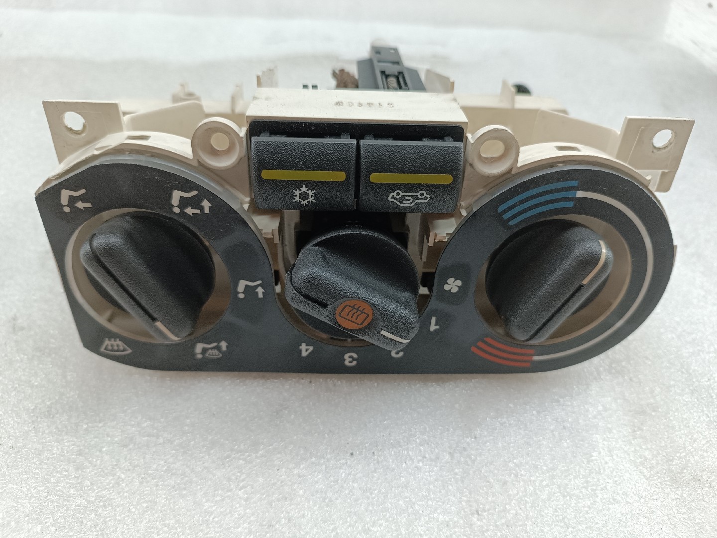 Comutador de Sofagem / Ar Condicionado OPEL ASTRA F (T92) | 91 - 98 Imagem-3