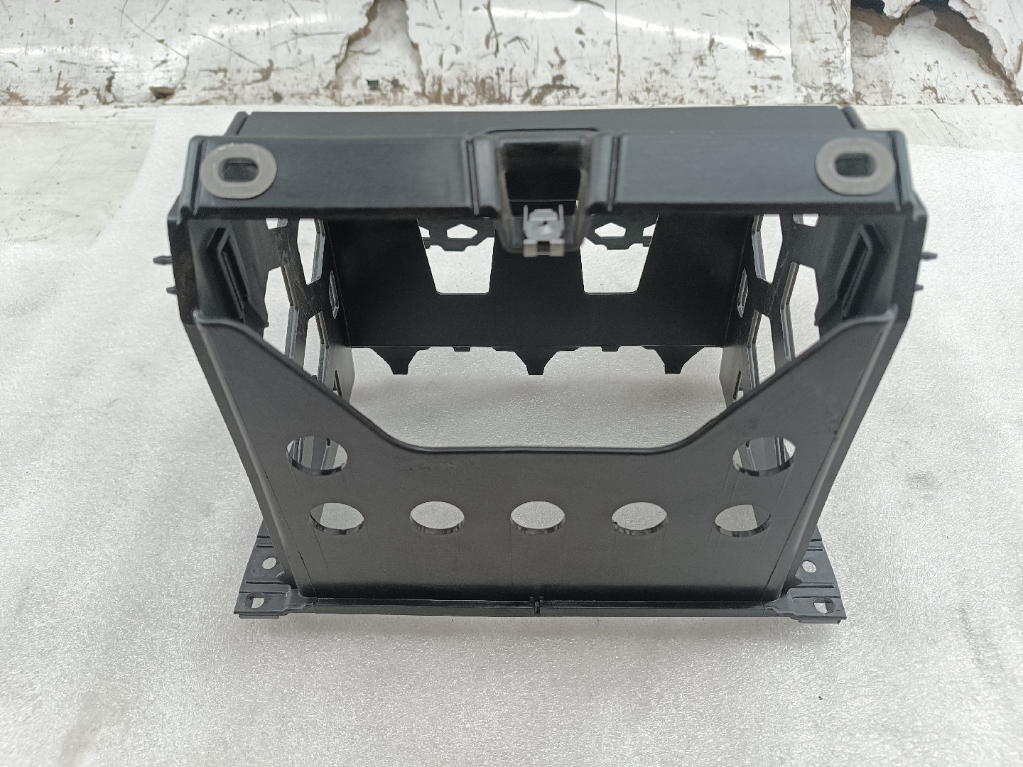 Suporte de rádio VOLKSWAGEN POLO (6R1, 6C1) | 09 -  Imagem-1