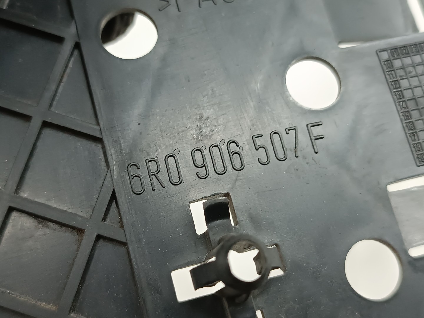 Suporte de centralina VOLKSWAGEN POLO (6R1, 6C1) | 09 -  Imagem-2